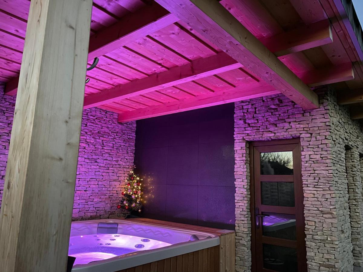 קסזטלי Villa Aruba & Private Spa Suites מראה חיצוני תמונה