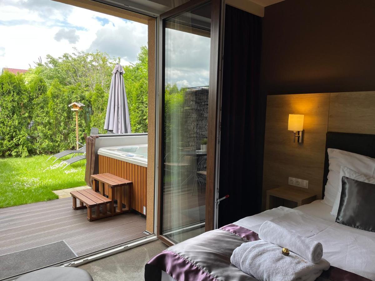 קסזטלי Villa Aruba & Private Spa Suites מראה חיצוני תמונה