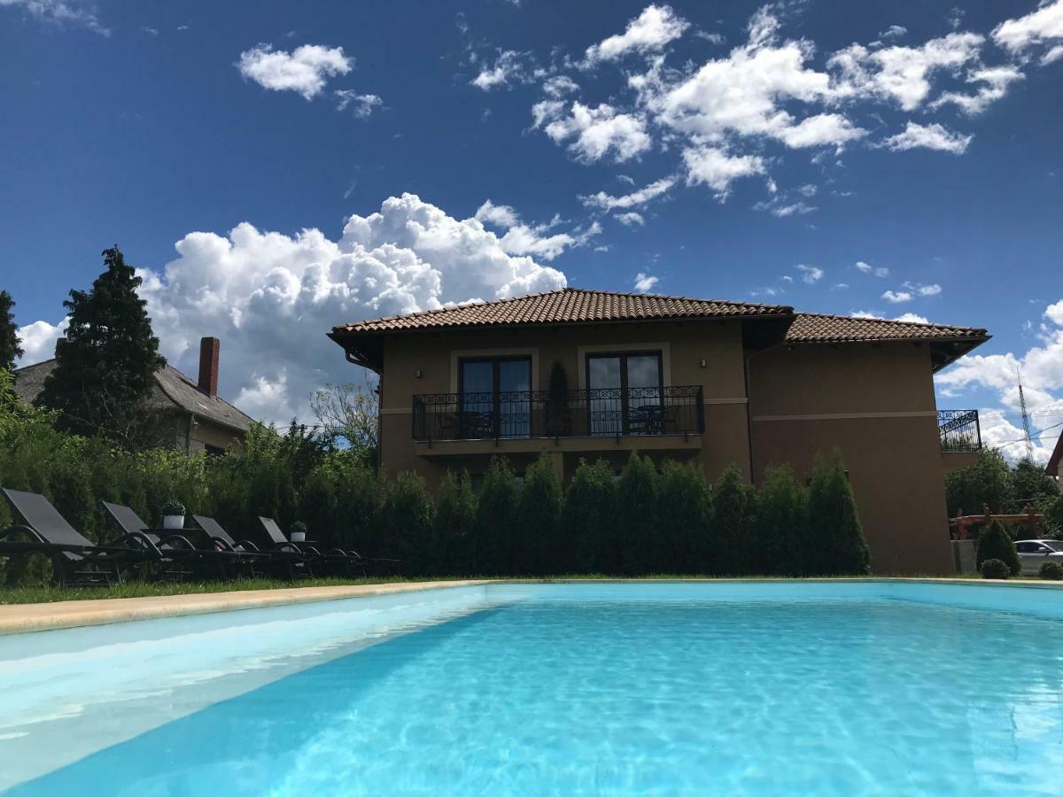 קסזטלי Villa Aruba & Private Spa Suites מראה חיצוני תמונה