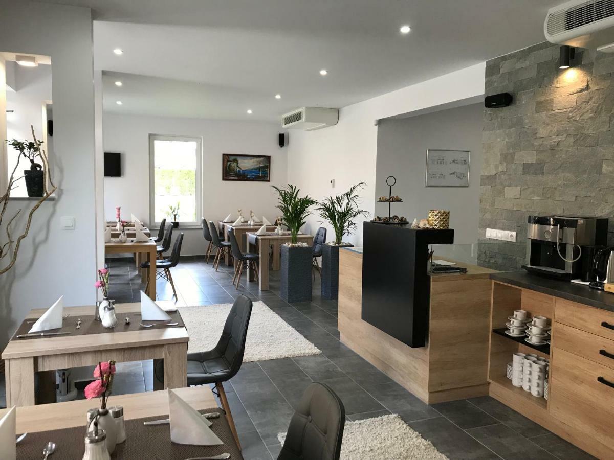קסזטלי Villa Aruba & Private Spa Suites מראה חיצוני תמונה